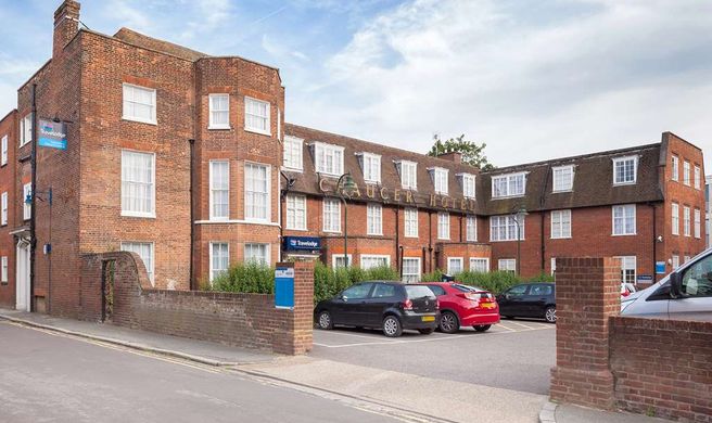 Travelodge Canterbury Chaucer Central Exterior