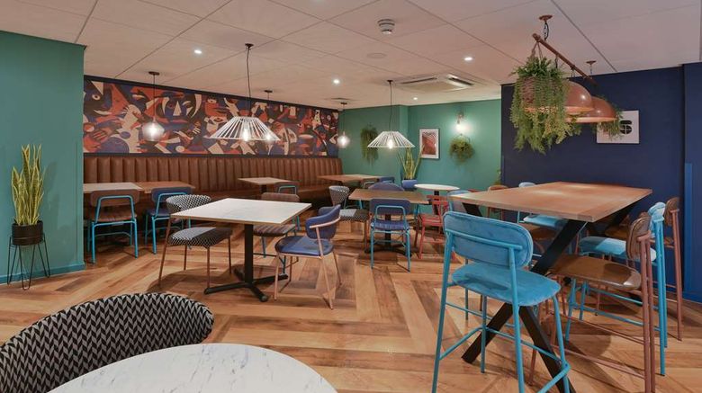 <b>Travelodge Canterbury Chaucer Central Restaurant</b>. Images powered by <a href="https://iceportal.shijigroup.com/" title="IcePortal" target="_blank">IcePortal</a>.