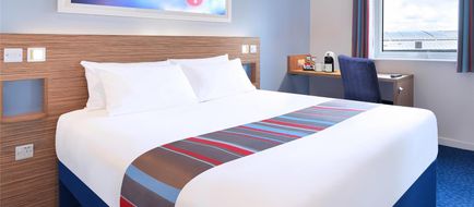 Travelodge Cardiff Atlantic Wharf Room