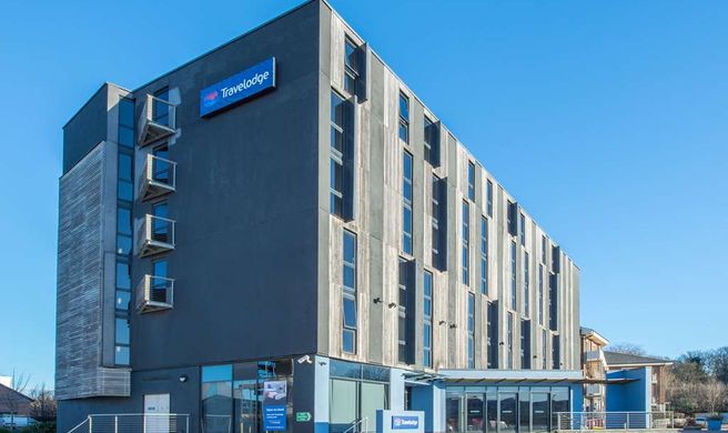 Travelodge Chatham Maritime Hotel Exterior