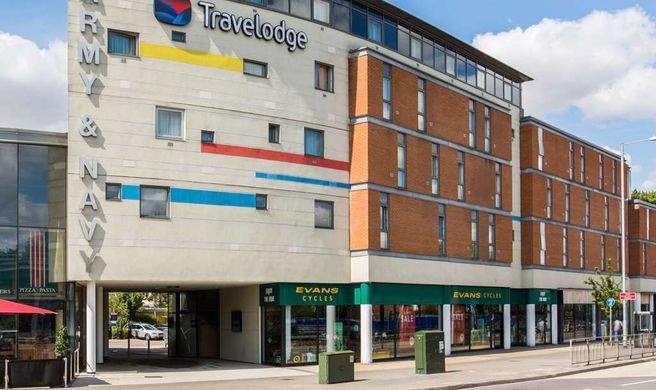 Travelodge Chelmsford Exterior