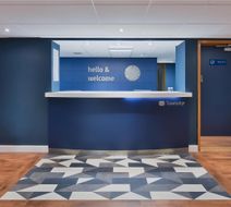 Travelodge Cheltenham Lobby