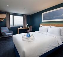 Travelodge Chertsey Room