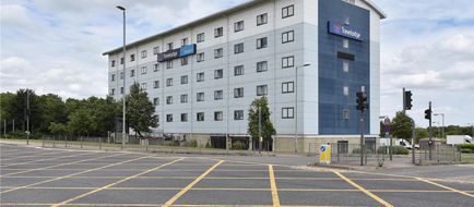 Travelodge Cheshunt Exterior