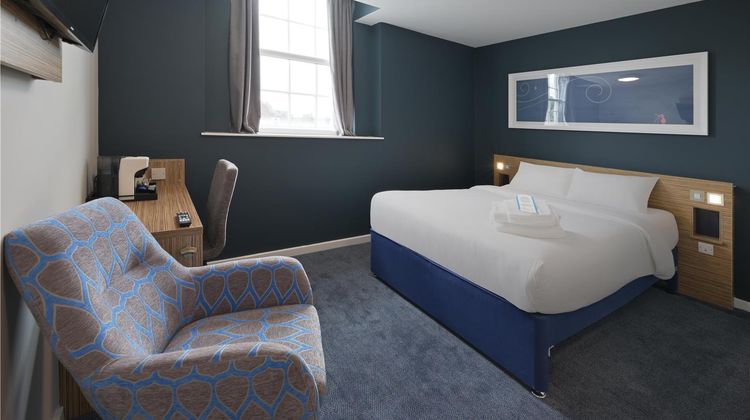 Travelodge Chester Central Room