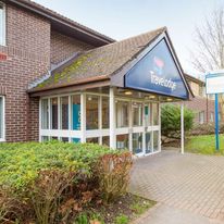 Travelodge Leigh Delamere East