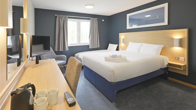 <b>Travelodge Leigh Delamere West Room</b>. Images powered by <a href="https://iceportal.shijigroup.com/" title="IcePortal" target="_blank">IcePortal</a>.