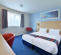 Travelodge-Feering Room