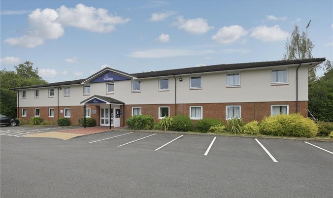 Travelodge Coventry Binley Exterior