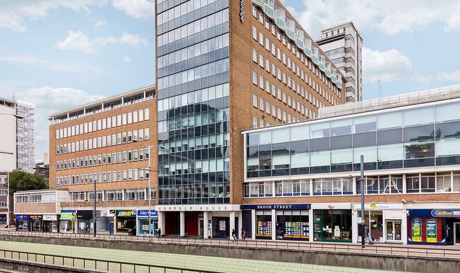 Travelodge Croydon Central Exterior