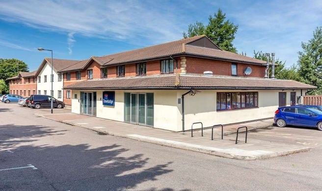 Travelodge Dartford Hotel Exterior