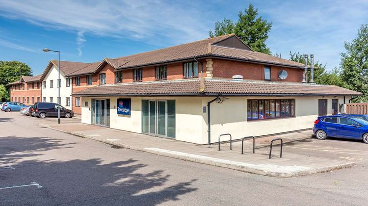 Travelodge Dartford Hotel Exterior