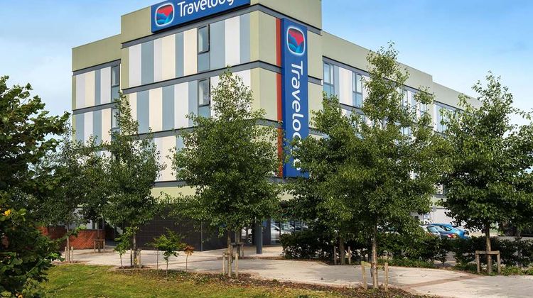 Travelodge Doncaster Lakeside Exterior