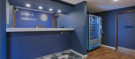 Travelodge Doncaster Lakeside Lobby