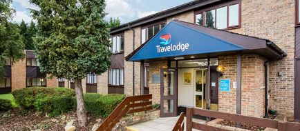 Travelodge Dorking Exterior
