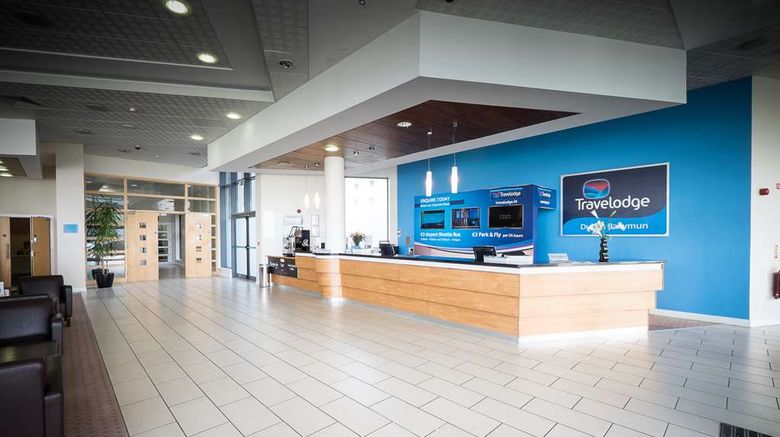<b>Travelodge Dublin Airport South Lobby</b>. Images powered by <a href="https://iceportal.shijigroup.com/" title="IcePortal" target="_blank">IcePortal</a>.