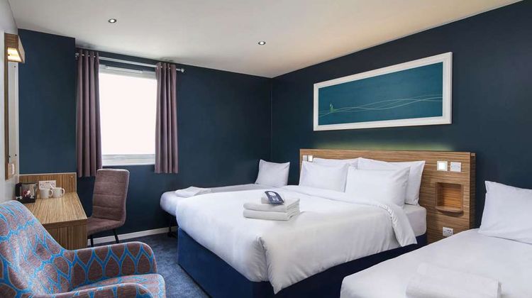 Travelodge Edinburgh Central Queen St Room