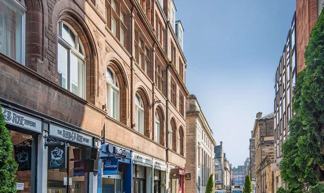 Travelodge Edinburgh Central Rose Street Exterior