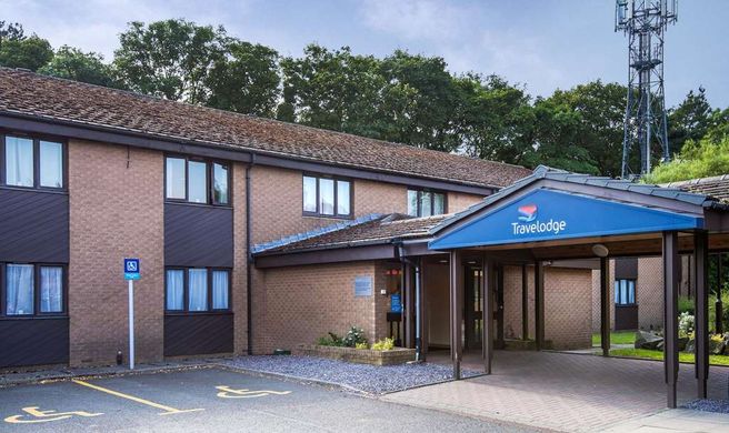 Travelodge Edinburgh Dreghorn Exterior