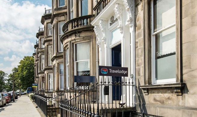 Travelodge Edinburgh Haymarket Exterior