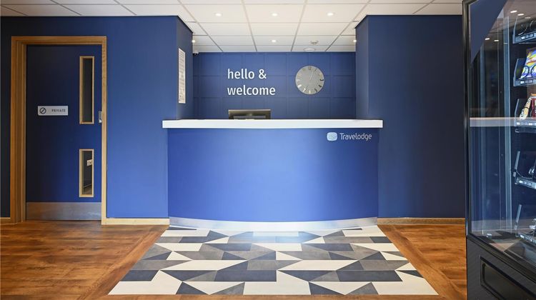 Travelodge Falkirk Lobby