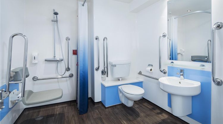 Travelodge Falkirk Room