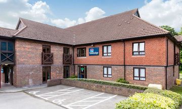 Travelodge Frimley Hotel