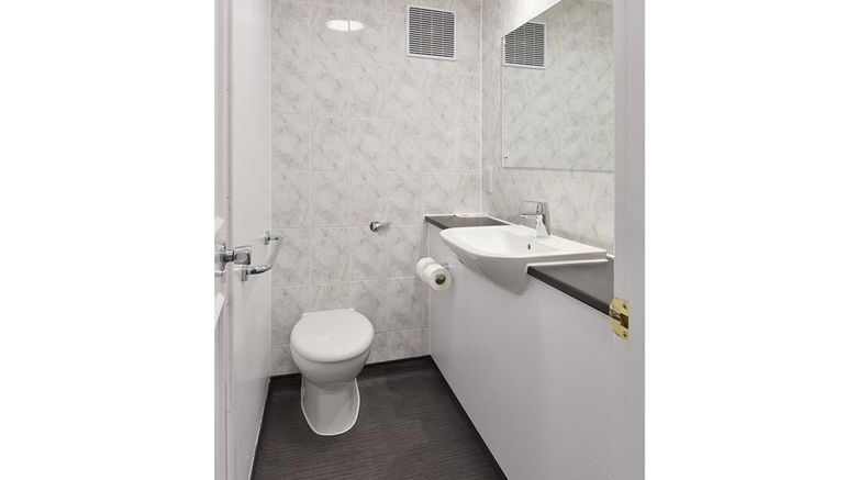 <b>Travelodge Frimley Hotel Room</b>. Images powered by <a href="https://iceportal.shijigroup.com/" title="IcePortal" target="_blank">IcePortal</a>.