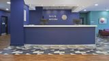 <b>Travelodge Gatwick Airport Central Lobby</b>. Images powered by <a href="https://iceportal.shijigroup.com/" title="IcePortal" target="_blank">IcePortal</a>.