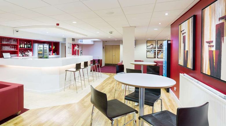 <b>Travelodge Glasgow Central Restaurant</b>. Images powered by <a href="https://iceportal.shijigroup.com/" title="IcePortal" target="_blank">IcePortal</a>.