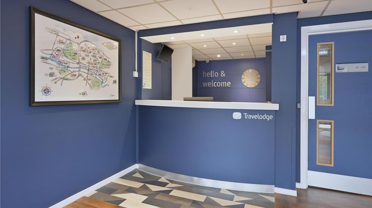 Travelodge Glasgow Paisley Road Lobby