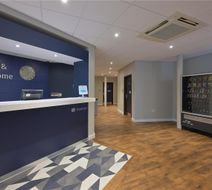Travelodge Glossop Lobby