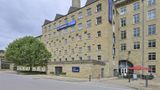 Travelodge Halifax Exterior