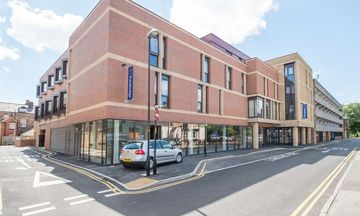 Travelodge Harrogate West Park Hotel