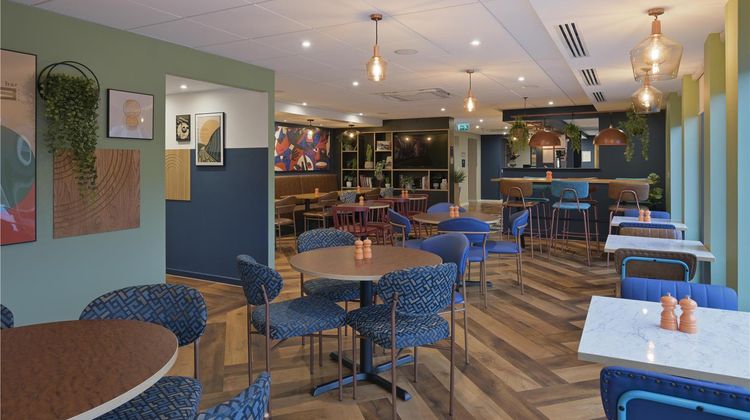 Travelodge Harrogate West Park Hotel Restaurant