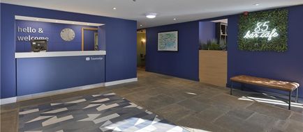 Travelodge Hastings Lobby