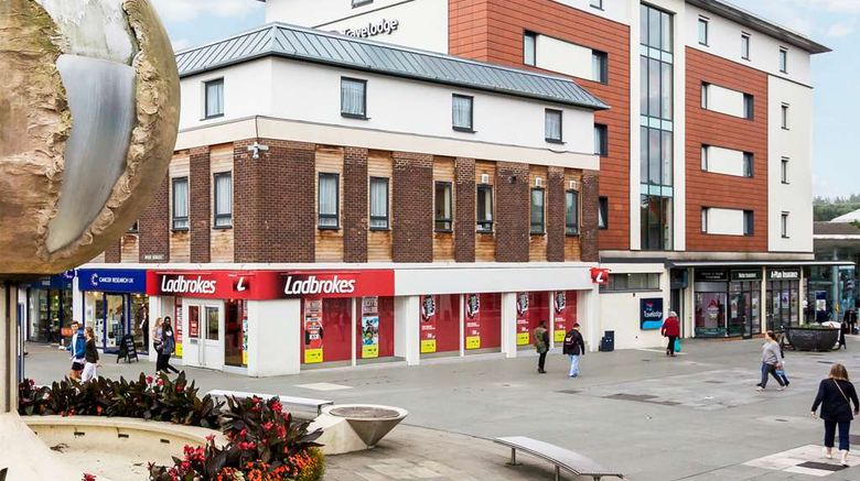 <b>Travelodge Horsham Central Exterior</b>. Images powered by <a href="https://iceportal.shijigroup.com/" title="IcePortal" target="_blank">IcePortal</a>.
