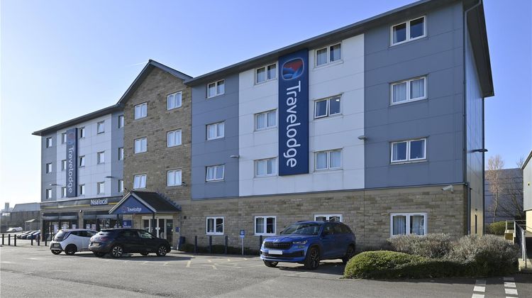 Travelodge Huddersfield Exterior