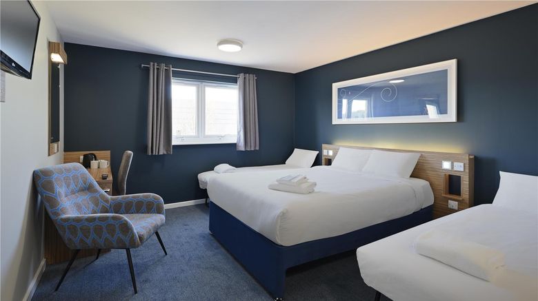 <b>Travelodge Huddersfield Room</b>. Images powered by <a href="https://iceportal.shijigroup.com/" title="IcePortal" target="_blank">IcePortal</a>.