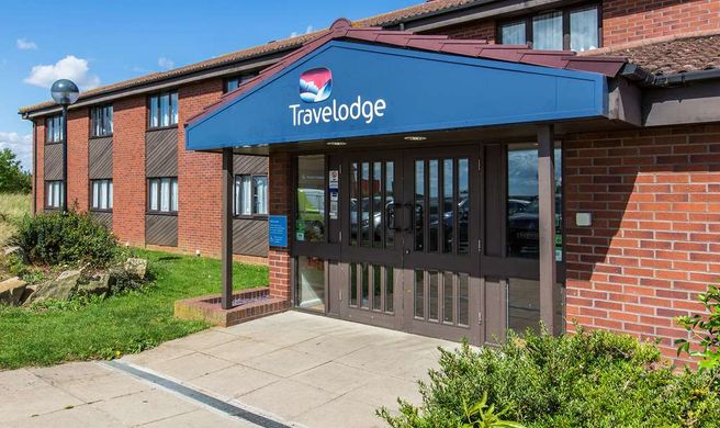 Travelodge Huntingdon Fenstanton Exterior