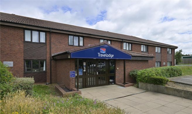 Travelodge Huntingdon Fenstanton Exterior