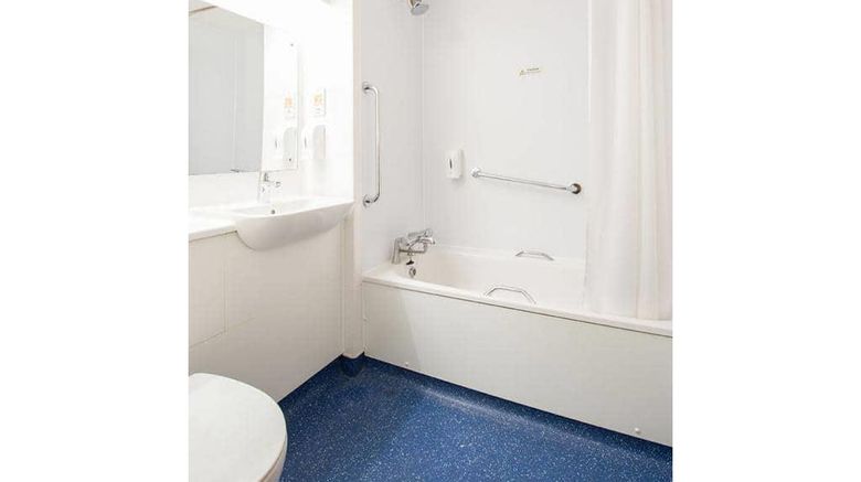 <b>Travelodge Inverness Room</b>. Images powered by <a href="https://iceportal.shijigroup.com/" title="IcePortal" target="_blank">IcePortal</a>.