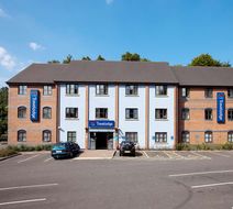 Travelodge Kidderminster Exterior
