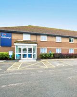 Travelodge Kinross M90