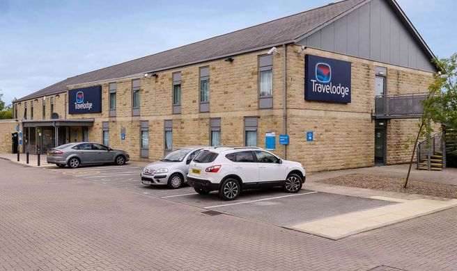 Travelodge Leeds Bradford Airport Exterior