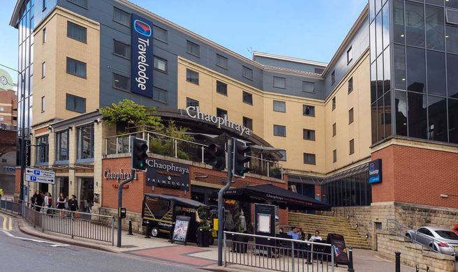 Travelodge-Central Exterior