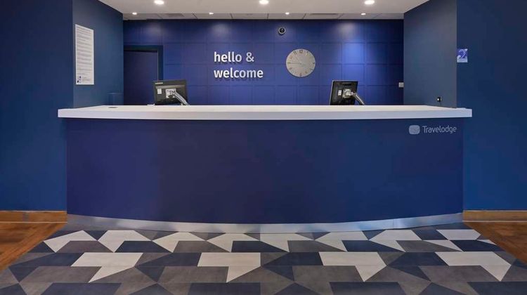 Travelodge-Central Lobby