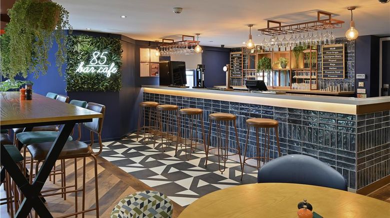 <b>Travelodge Leeds Central Vicar Lane Restaurant</b>. Images powered by <a href="https://iceportal.shijigroup.com/" title="IcePortal" target="_blank">IcePortal</a>.