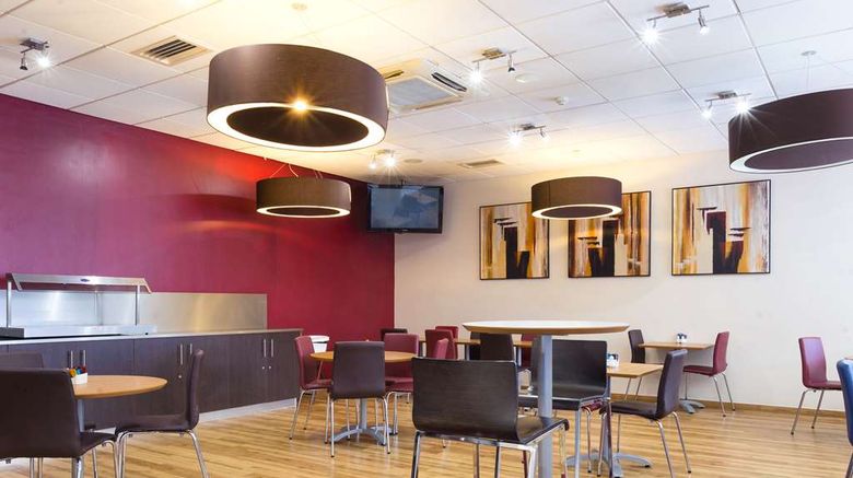 <b>Travelodge Leicester Central Restaurant</b>. Images powered by <a href="https://iceportal.shijigroup.com/" title="IcePortal" target="_blank">IcePortal</a>.