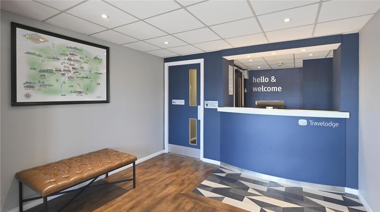 <b>Travelodge Lincoln Thorpe on the Hill Lobby</b>. Images powered by <a href="https://iceportal.shijigroup.com/" title="IcePortal" target="_blank">IcePortal</a>.
